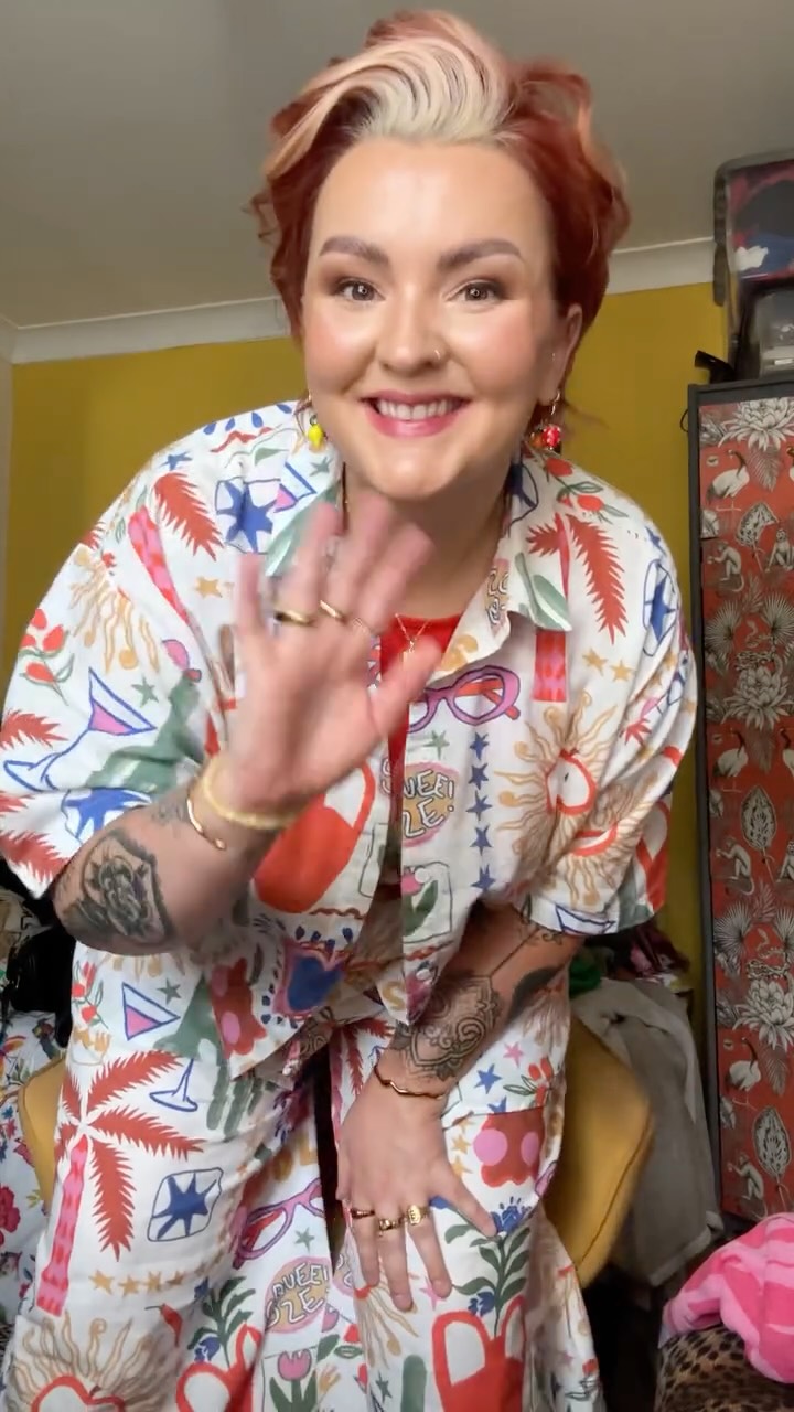 Instagram post by @bronwenlewis for Weleda. Caption reads: Hey babe! ✨
Never done one of these vids before....