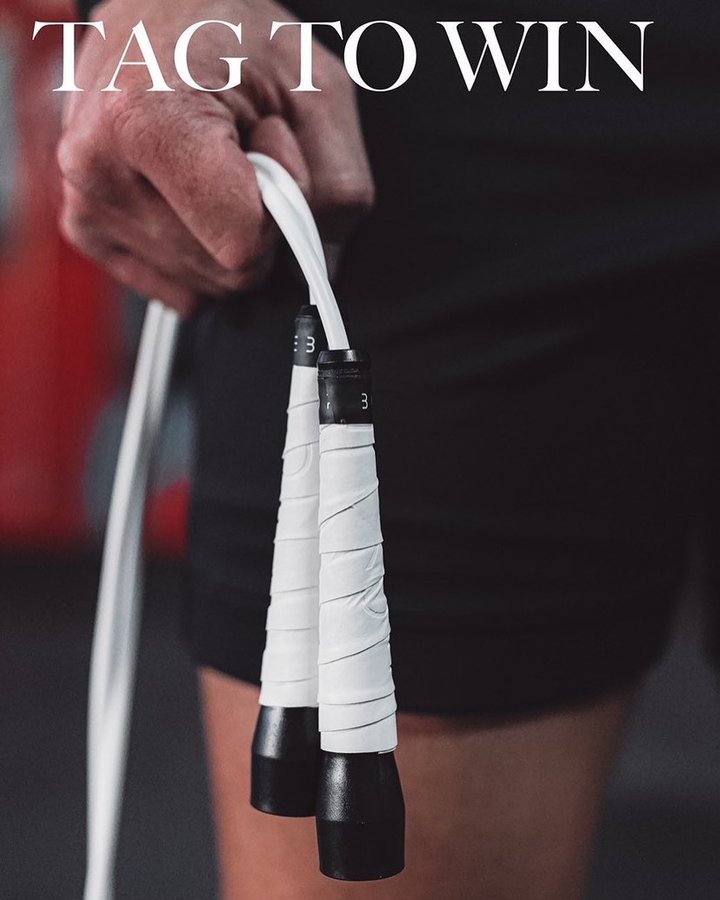 Instagram post by @sparringhighlights for BoxRope. Caption reads: @boxrope started today a give away. Check it out....