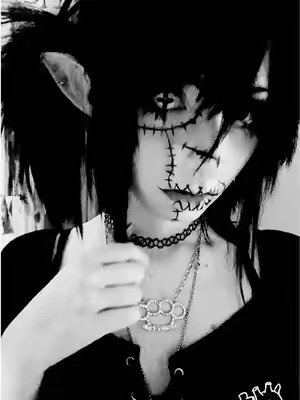 TikTok post by @dec0mposingange1 for EYEVOS. Caption reads: ~I 🫀 yu so~ Contacts from @EYEVOS OFFICIAL....