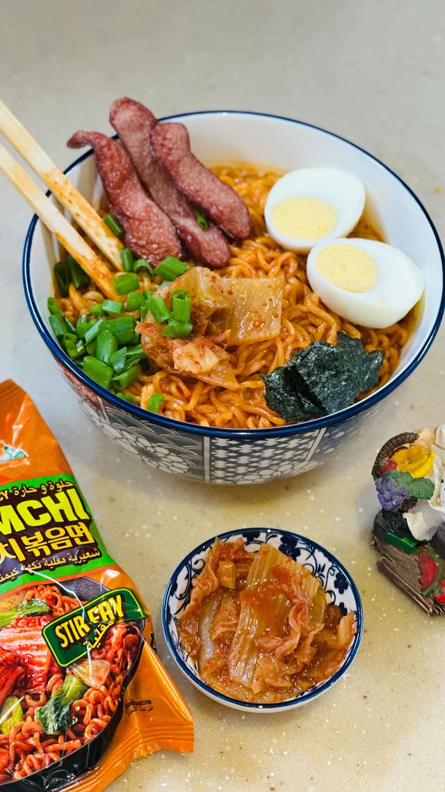 Instagram post by @mariyas_newworld for Nongshim. Caption reads: [...] the Shin Ramyun Stir-fry....