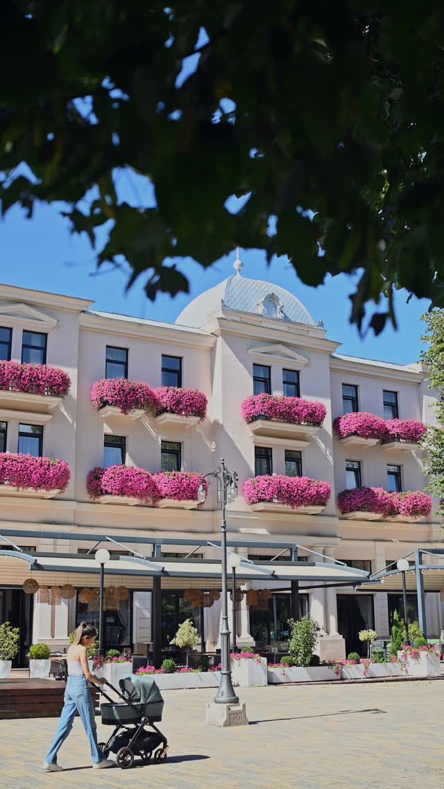 Instagram post by @vrnjacki_fotograf for Viltrox. Caption reads: Ode leto ☀️⏳🍂 @viltrox.official #Viltrox25mmAir....