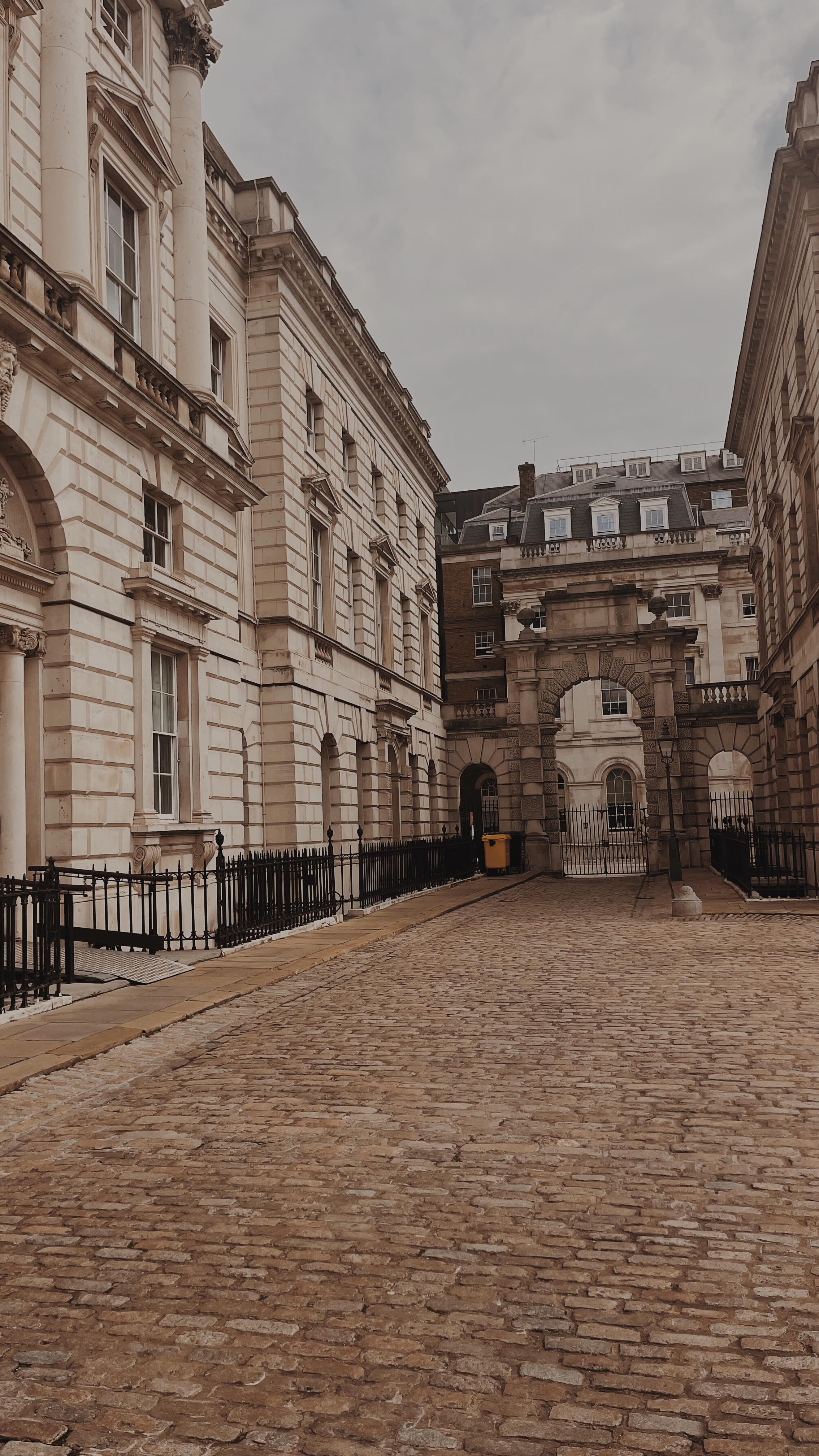 Instagram post by @nina_de_perlinghi for Nordace. Caption reads: 👜 The perfect schoolbag from @nordaceofficial....