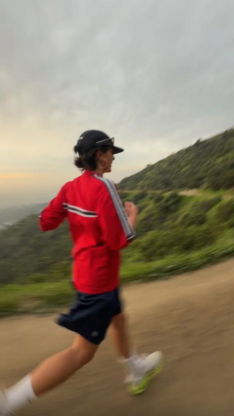 Instagram post by @josie_francis for Poshmark. Caption reads: [...] to my vintage tee collection love u....