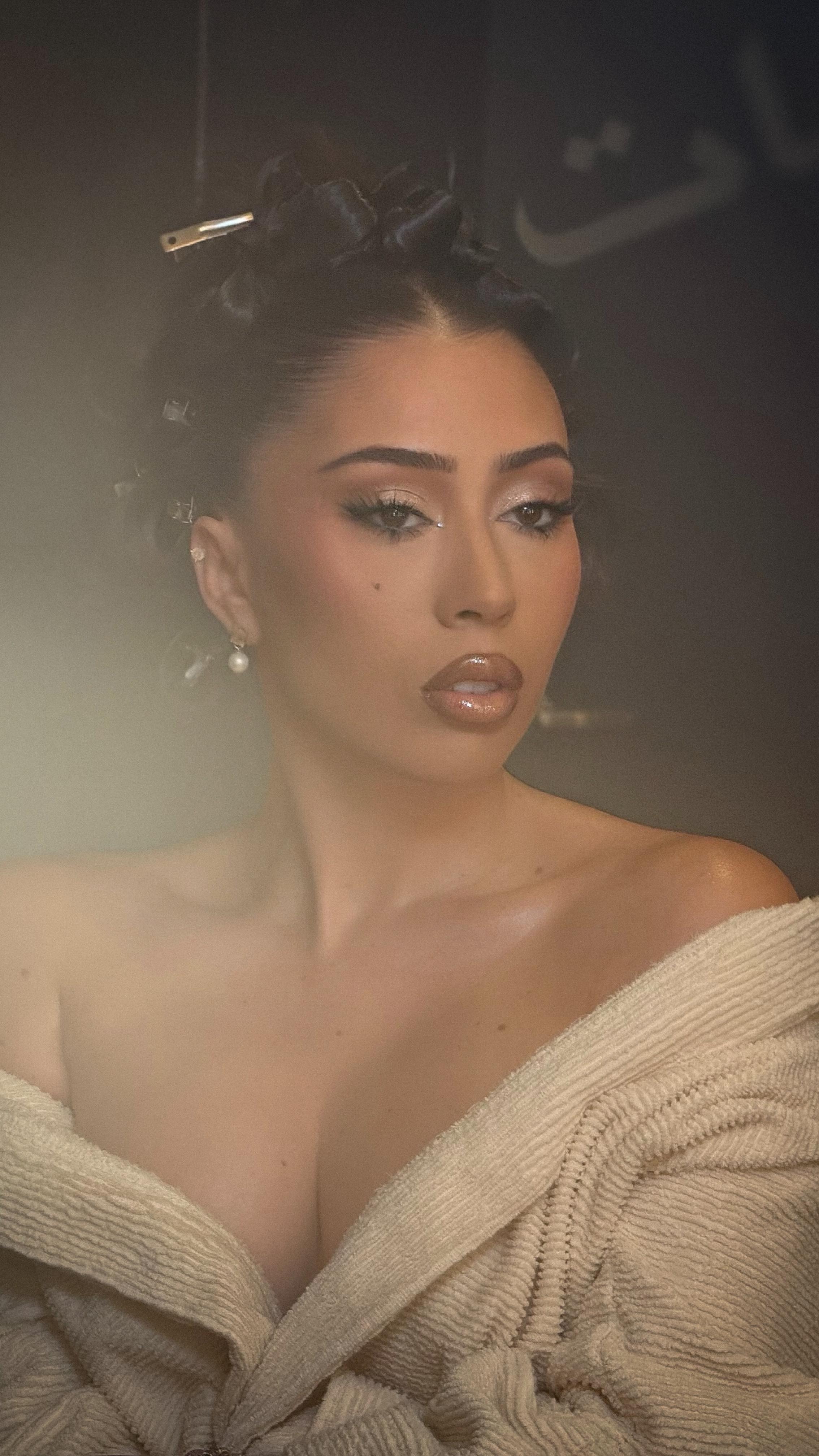 Instagram post by @etienneortega for Ivy Beauty. Caption reads: Glam for @kaliuchis ✨ Two sold-out LA shows, and....