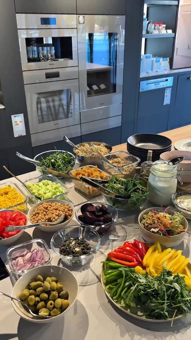 Instagram post by @sp_nutrition_and_health for Miele. Caption reads: Kada radiš ono što voliš izgleda ovako 🥰 @miele....