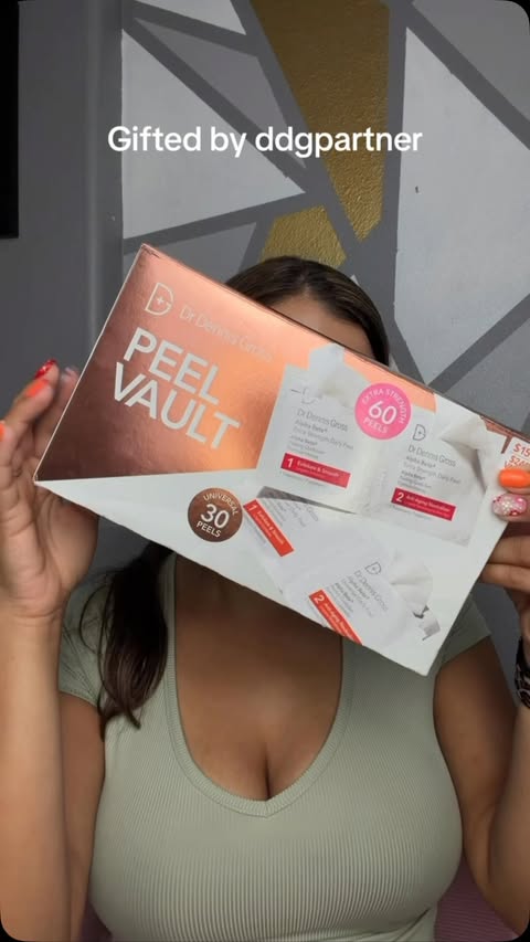 Instagram post by @affordablestylesnicole for Dr. Dennis Gross Skincare. Caption reads: gifted by ddgpartner @drdennisgross @nordstrom....
