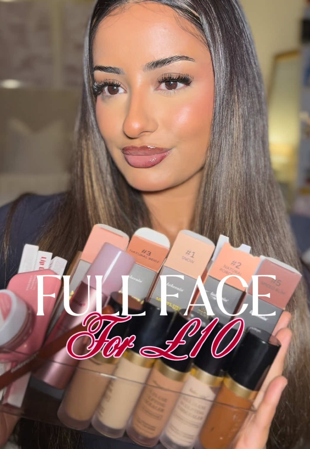 TikTok post by @moonapervaz for Lakerain Beauty. Caption reads: [...] #viralproducts @Lakerain @lakerain beauty.
