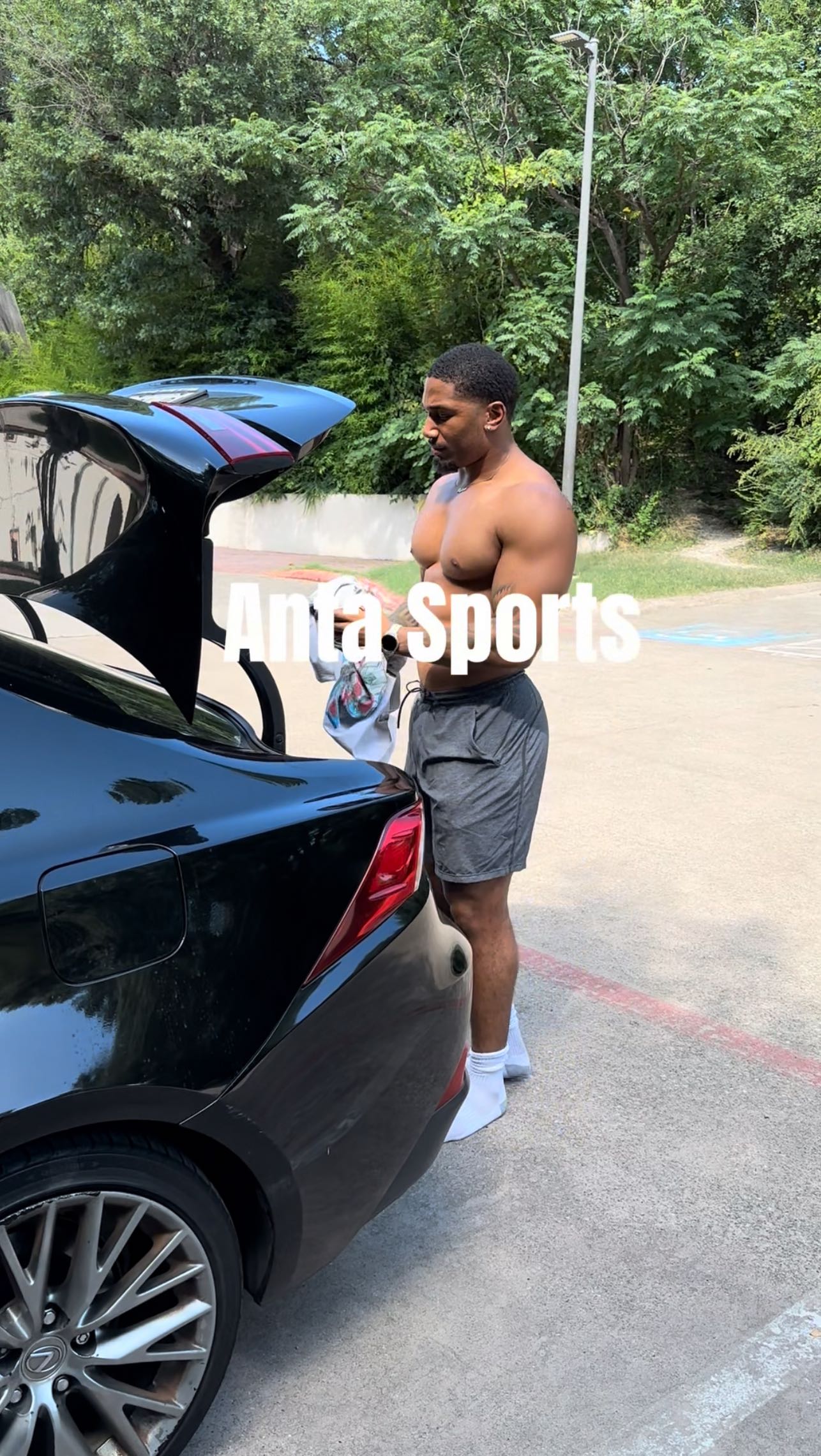 Instagram post by @brixk___ for ANTA. Caption reads: get your run on ☎️ #ad.