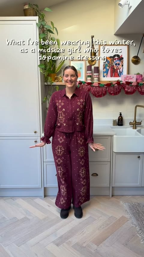 Instagram post by @leannedopaminedressing for LANX. Caption reads: It can be really hard to know what to wear during....