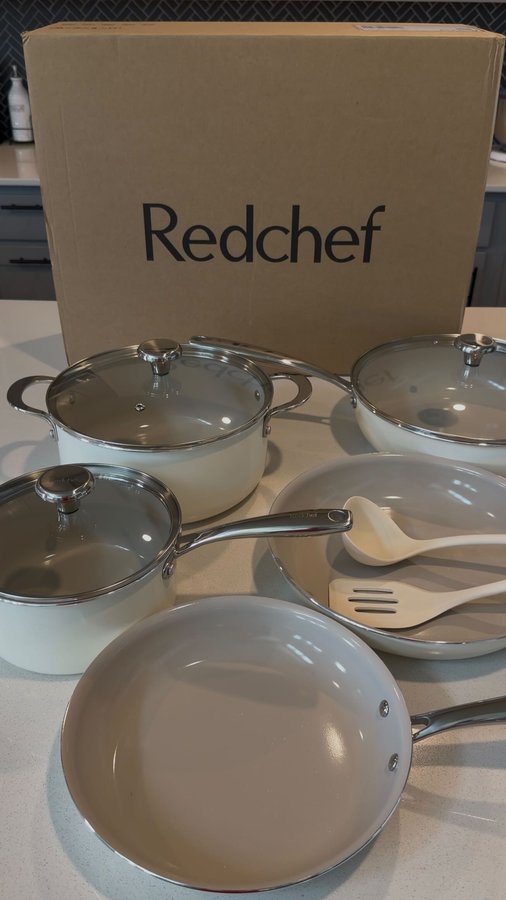 Instagram post by @amerikada.mutfak for Redchef Home. Caption reads: ✨ Transform your kitchen with the Redchef Gemma....