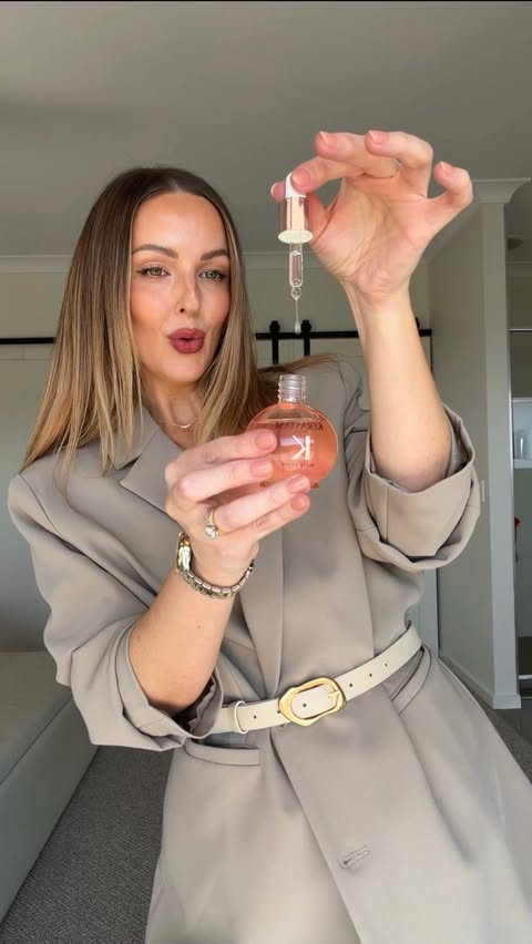 Instagram post by @rachel_de_oliveira for Kérastase. Caption reads: Hair glossy enough for the big screen ✨🎬 A few....