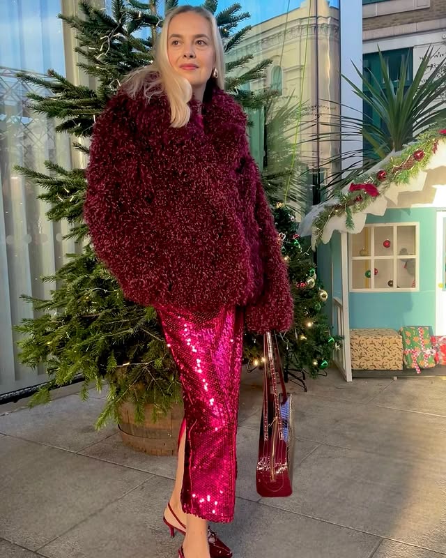 Instagram post by @chic50style for Blue Vanilla. Caption reads: [...] my fabulous shaggy faux fur coat from....