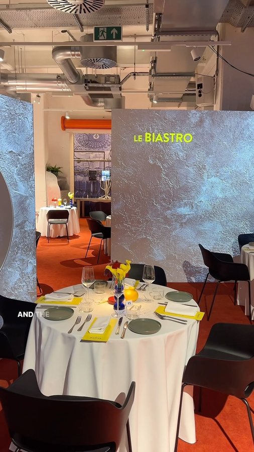 Instagram post by @where2eatlondon for FreeStyle Libre. Caption reads: An immersive dining experience like no other.....