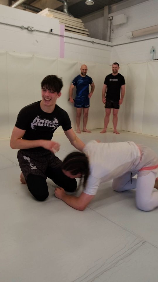 Instagram post by @london_grapple for Timex. Caption reads: Wrestling rounds after class 💪💪 

@tomcliffbjj....