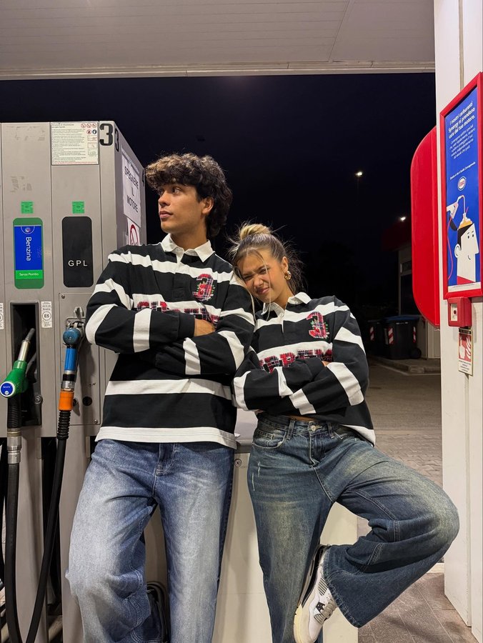 Instagram post by @noemipiunti for Supreme. Caption reads: matchin’.