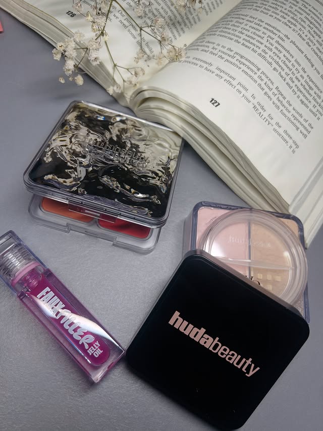 Instagram post by @bee.b.eauty for Skeepers. Caption reads: Quiet luxury in every detail ✨
Soft-focus skin....