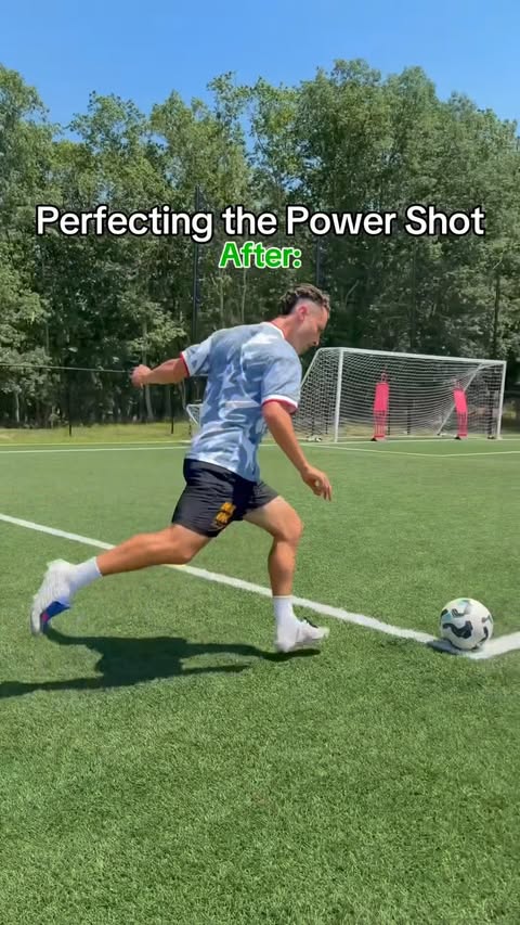 Instagram post by @alexramostraining for Vita Coco. Caption reads: Hit the Perfect Power Shot ☄️ @vitacoco staying....