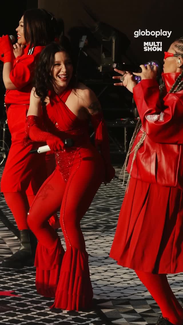 Instagram post by @fatfamilyoficial for Globoplay. Caption reads: BASTIDORES 🤳 Esse encontro foi perfeito!....