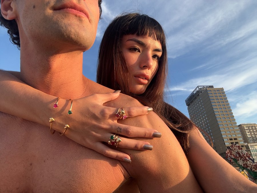 Instagram post by @clakovi for TOUS. Caption reads: meu jeito de amar — love is what should move us....