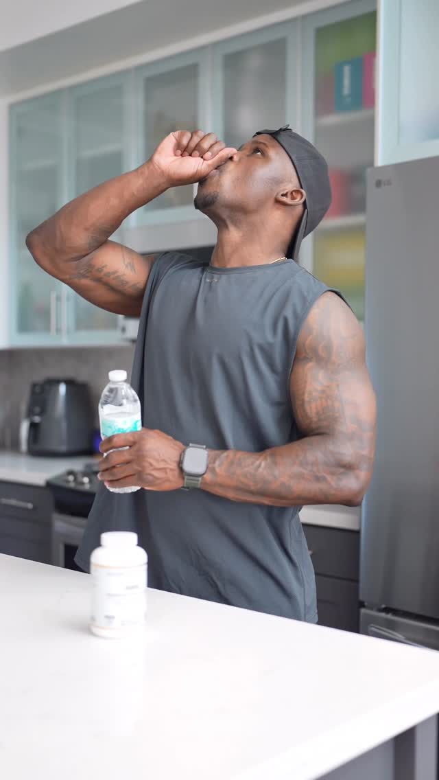 Instagram post by @darienj4 for iHerb. Caption reads: Trying out some new wellness staples today and I....