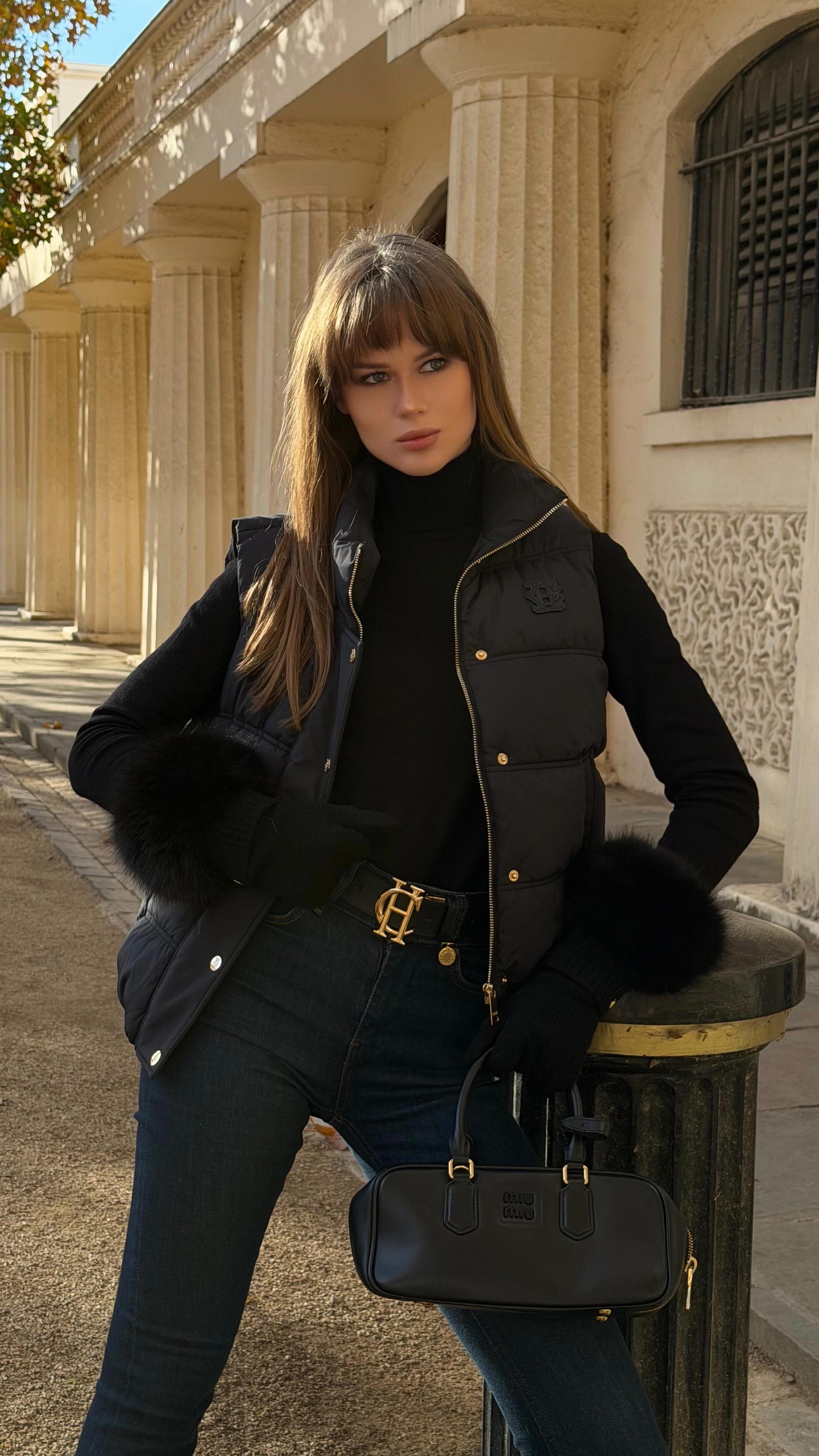 Instagram post by @arinaeagle for Holland Cooper. Caption reads: I couldn't ask for more! 🥹🙈

Wearing....