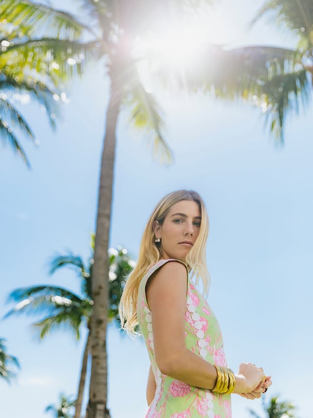 Instagram post by @lillysisto for Lilly Pulitzer. Caption reads: Icons never change 🌴🐚 @lillypulitzer....