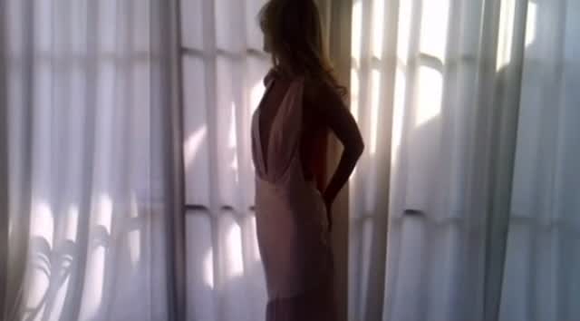 Instagram post by @hollyymueller for Selfieleslie. Caption reads: @selfie_leslie 🩷🌸 HOLLYM15 for 15% off.