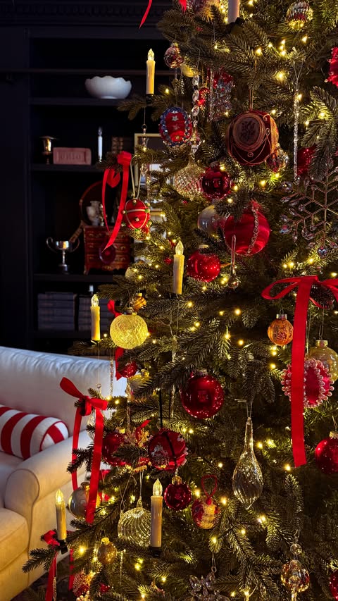 Instagram post by @peonyandhoney for The Home Depot. Caption reads: Gifts for the DIYer!  The Holiday Event is....