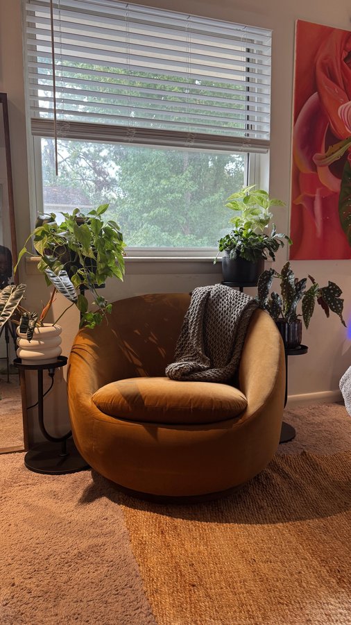 Instagram post by @blossomeffect_ for Walmart Creator. Caption reads: #WalmartPartner | Adding planty details to every....