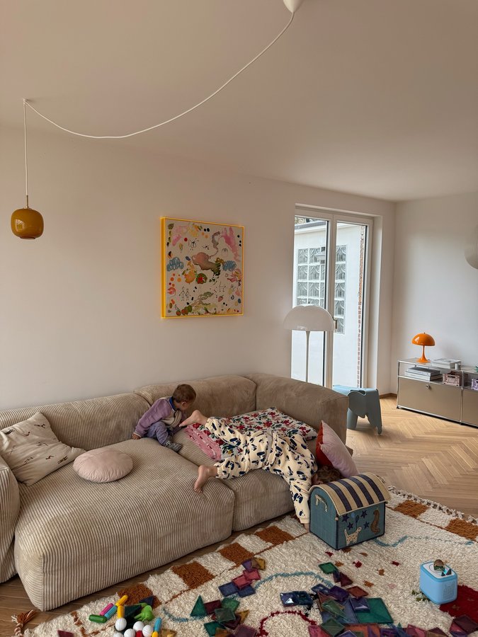 Instagram post by @friedalovesemil for Louis Poulsen. Caption reads: [werbung] rainy day.