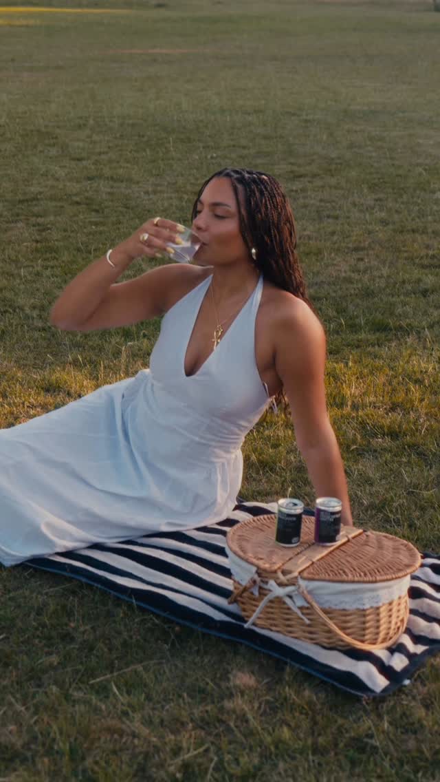 Instagram post by @nicolekimberleystark for MOTH Drinks. Caption reads: ad | an escape from the rat race at the sip of a....