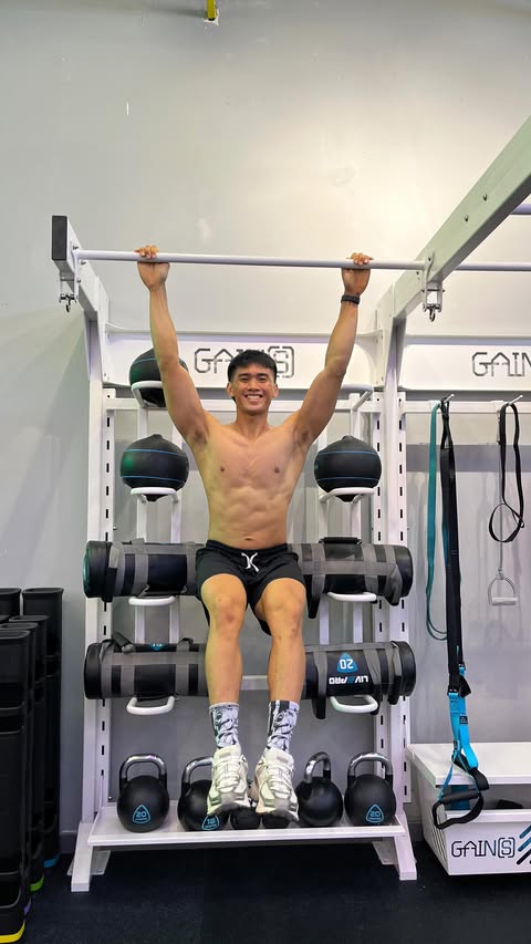 Instagram post by @fhirdanguntara for L-Men. Caption reads: [...] yang instan itu gak baik? Cobain deh L-Men....
