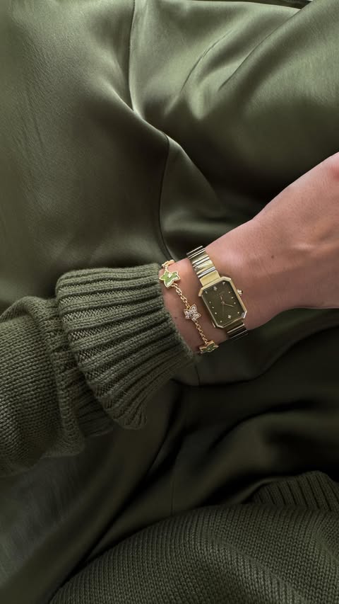 Instagram post by @ashleywalseman for Banana Republic. Caption reads: Olive this look 🫒 @bananarepublic #BRpartner.