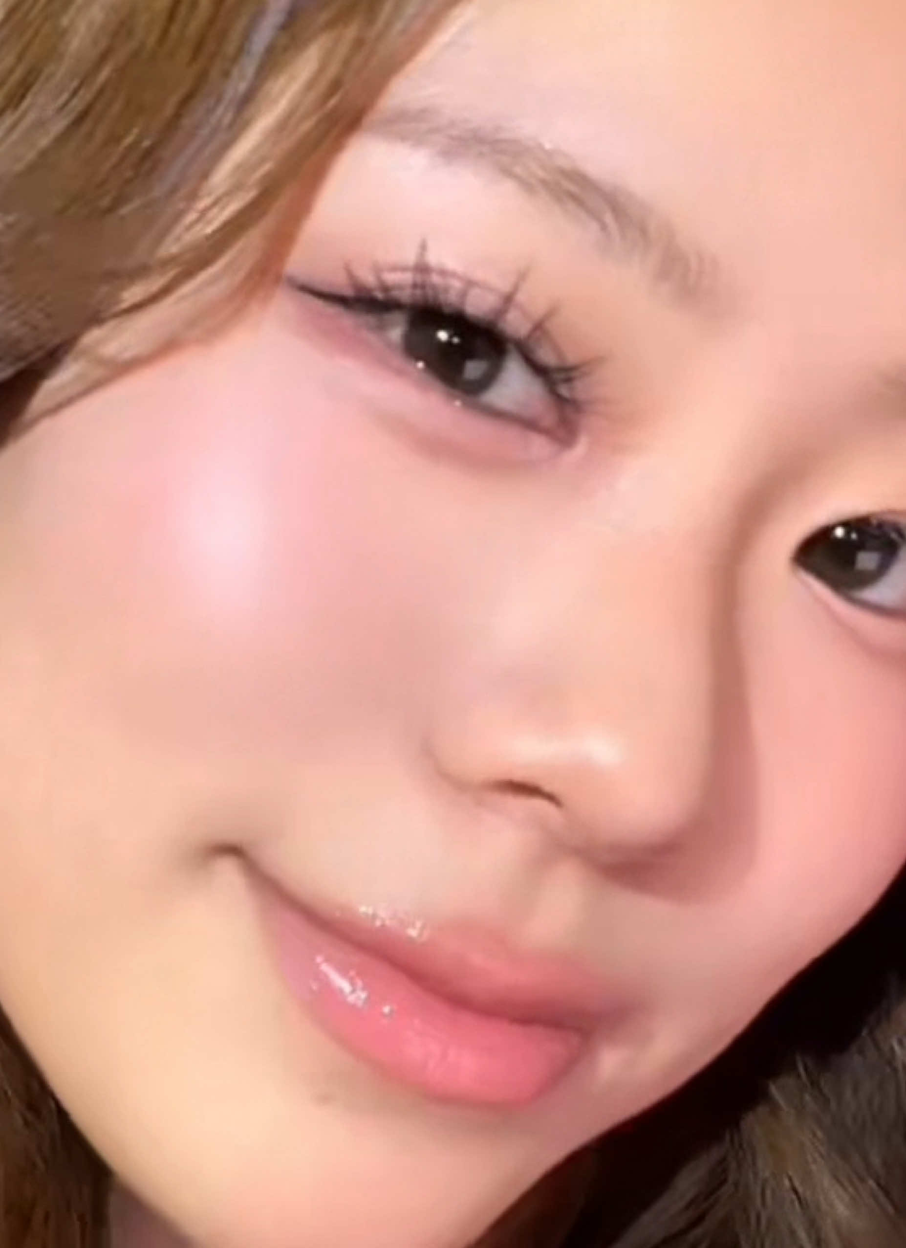 TikTok post by @yuno.oo00 for Ninetynine Dreams. Caption reads: [...] #asianmakeup #wispylashes @Ninetynine....