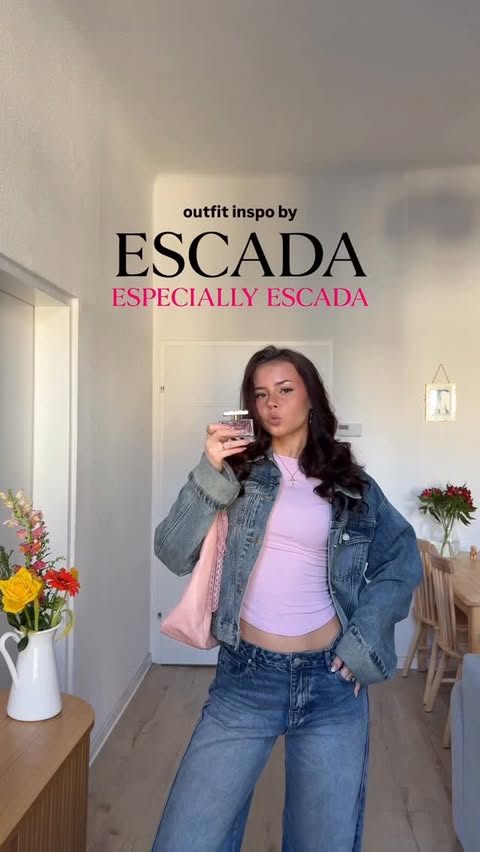 Instagram post by @juliiasarchive for Escada Fragrances. Caption reads: [...] the elegance of especially escada....