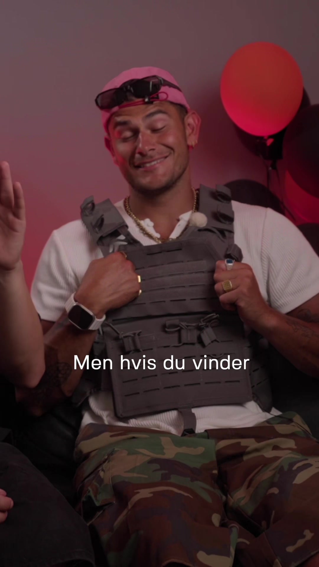 TikTok post by @sondergaardlol for POWER Danmark. Caption reads: Annonce @POWER - Hvad ville du bruge 50.000kr på?.