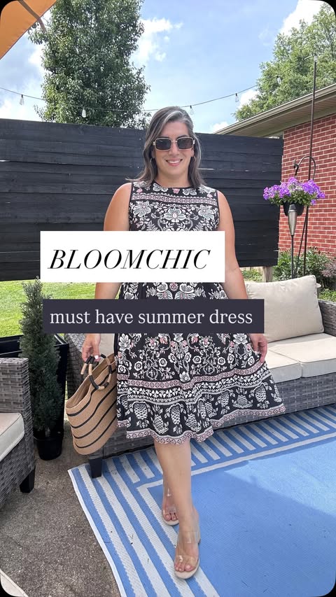 Instagram post by @nicholebabinec for BloomChic. Caption reads: [...] mid to plus size fashion inspiration....