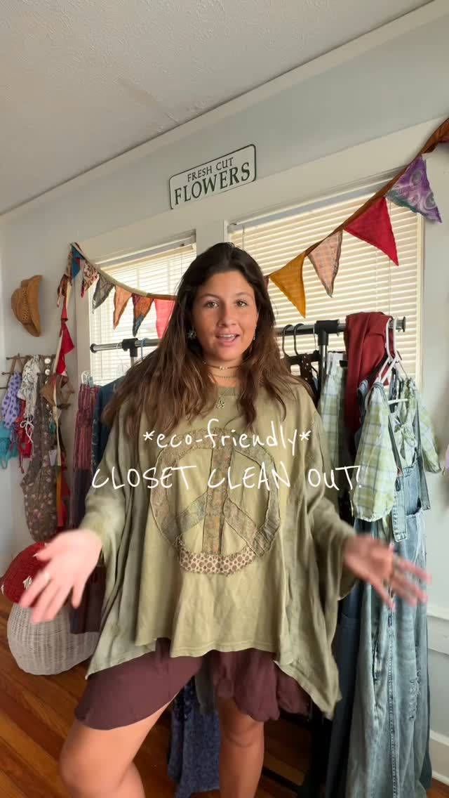 Instagram post by @eleanorhross for Trashie. Caption reads: recently moved to a new home & I’ve been wanting a....