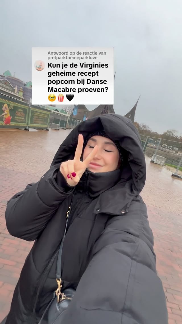 Instagram post by @nastmartynova for Efteling. Caption reads: [...] geheim recept al geproefd?😱🍿🖤 #efteling....