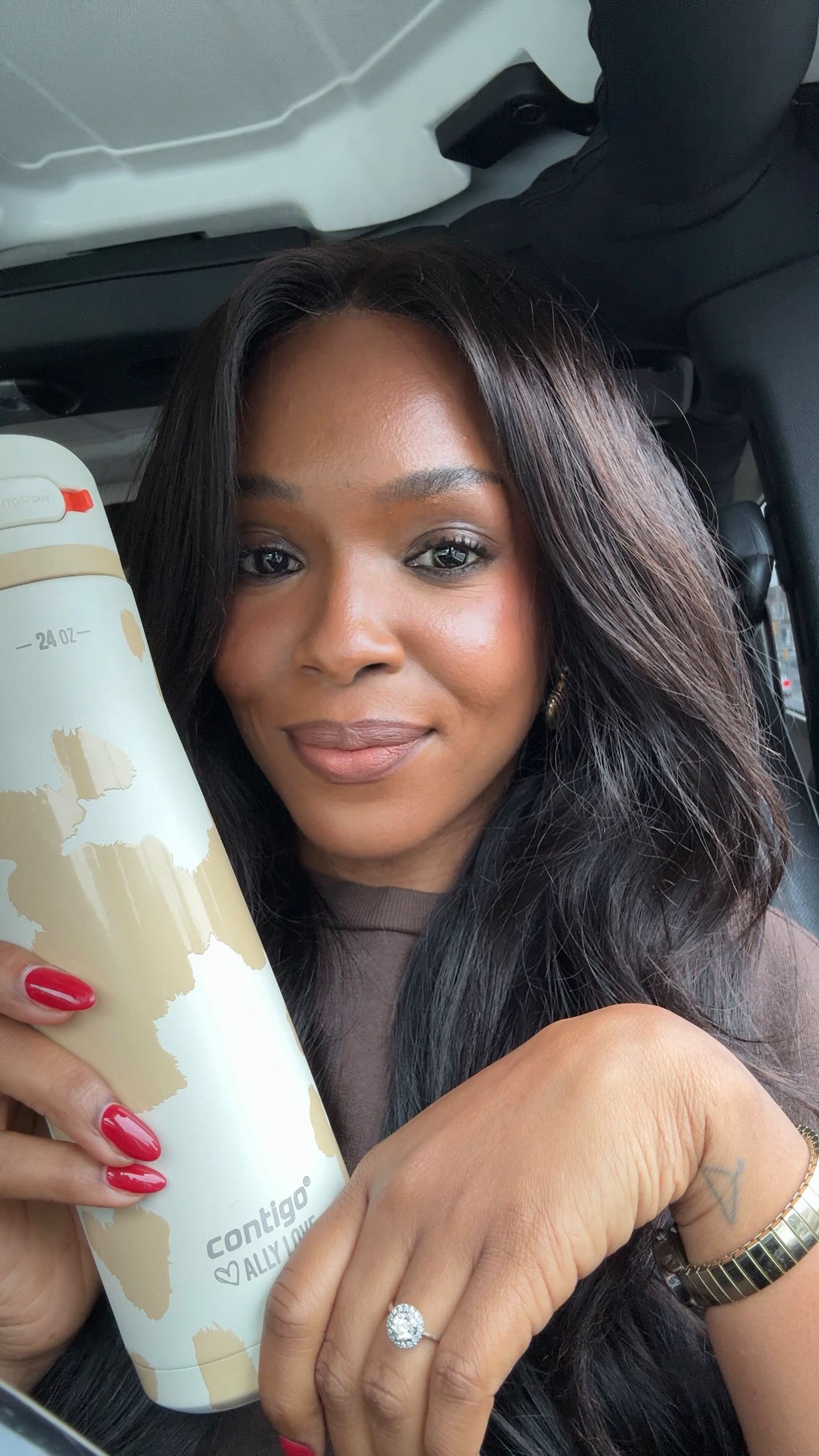 Instagram post by @myvoguishdiaries for Contigo. Caption reads: This Amazon Prime Day, you don’t want to miss out....