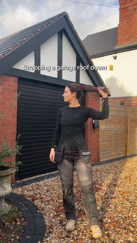 Instagram post by @heathergracewalker for Screwfix. Caption reads: REMINDER 🚨‼️

This DEWALT impact driver (product....