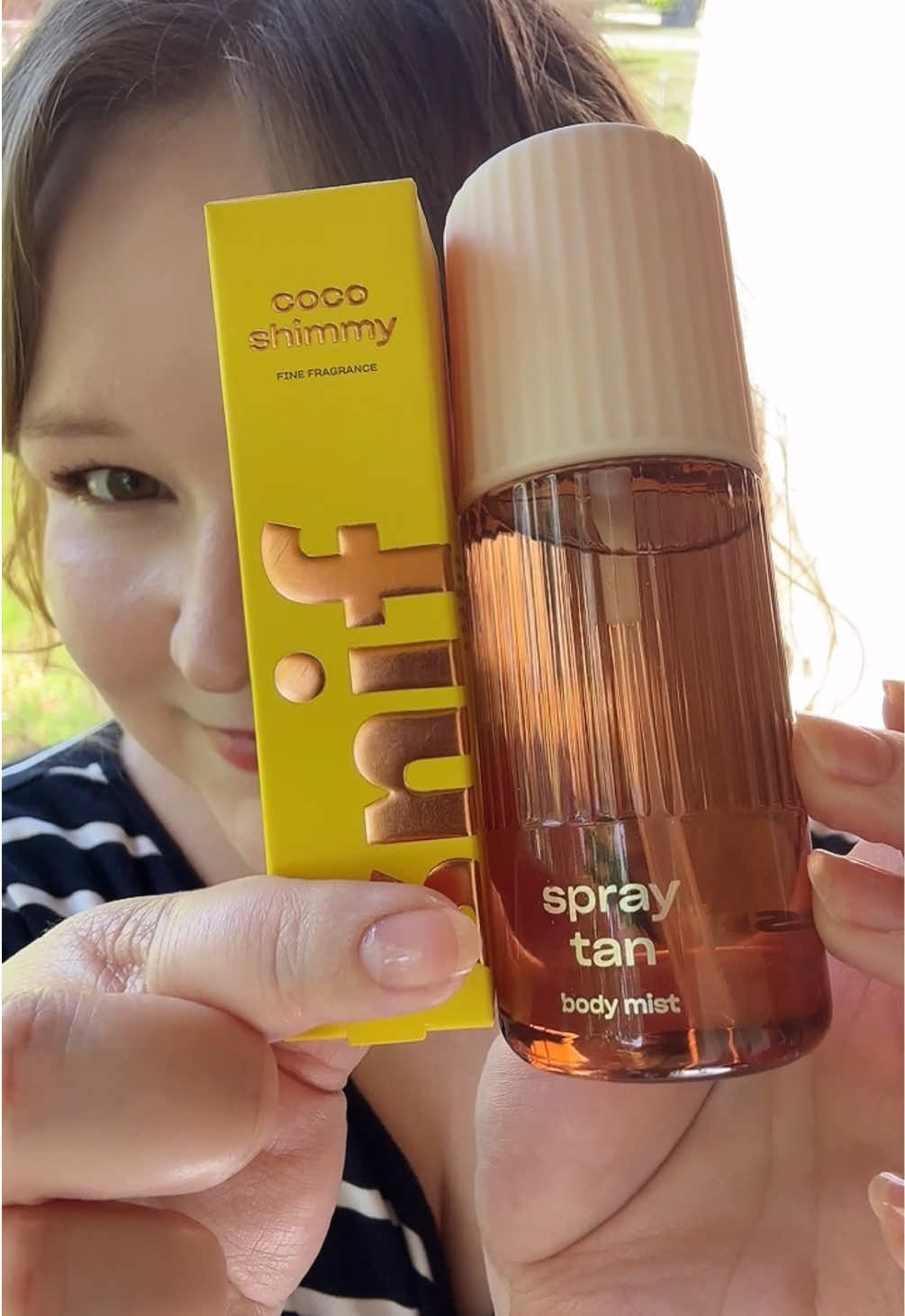 TikTok post by @n.caila for Snif. Caption reads: @Snif 🥥🌴👙☀️ #coconutperfume [...].