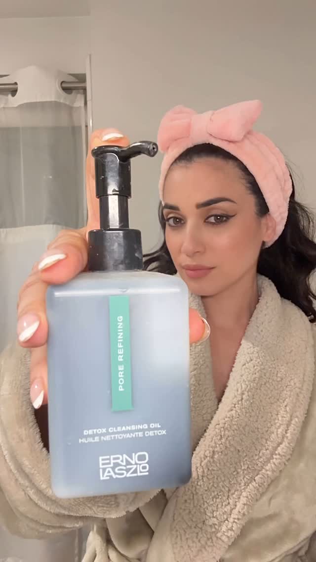 Instagram post by @shenymakeup for Erno Laszlo. Caption reads: [...] night: taking it all off 🖤 Using my....