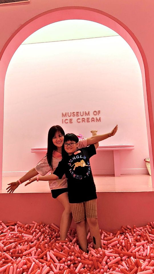 Instagram post by @reen_goh for Singapore Travel Specialist by Dirgantara Fasa. Caption reads: 🍦 Sweetest day ever at @museumoficecreamsg!....