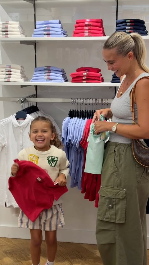 Instagram post by @hattiebourn for Tommy Hilfiger. Caption reads: AD @tommyhilfiger is one of my favourite family....