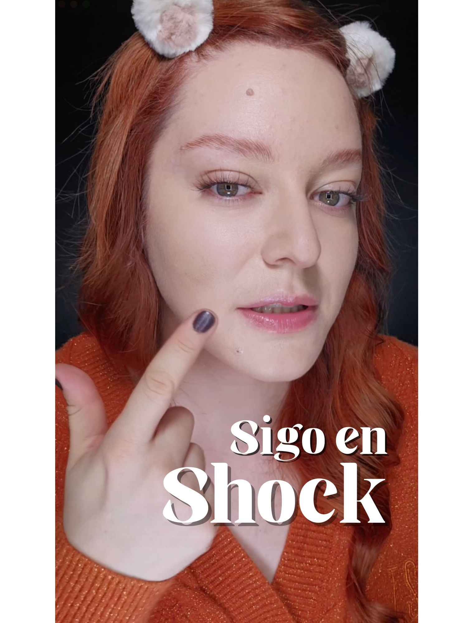 TikTok post by @pamela__segura for ISDIN. Caption reads: [...] skincare o skincare con color, pero me....