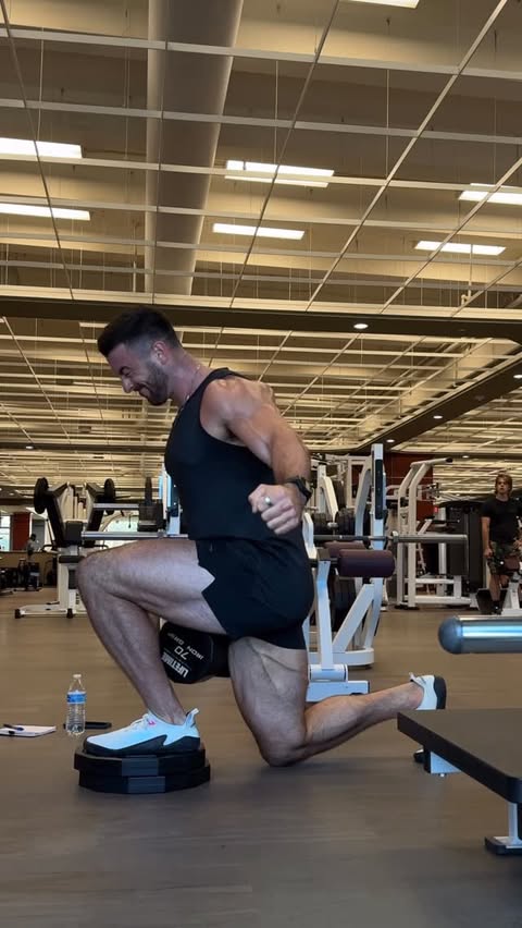 Instagram post by @nickwalkerfitness for Cymbiotika. Caption reads: The classic myth of creatine… 😅

If you haven’t....