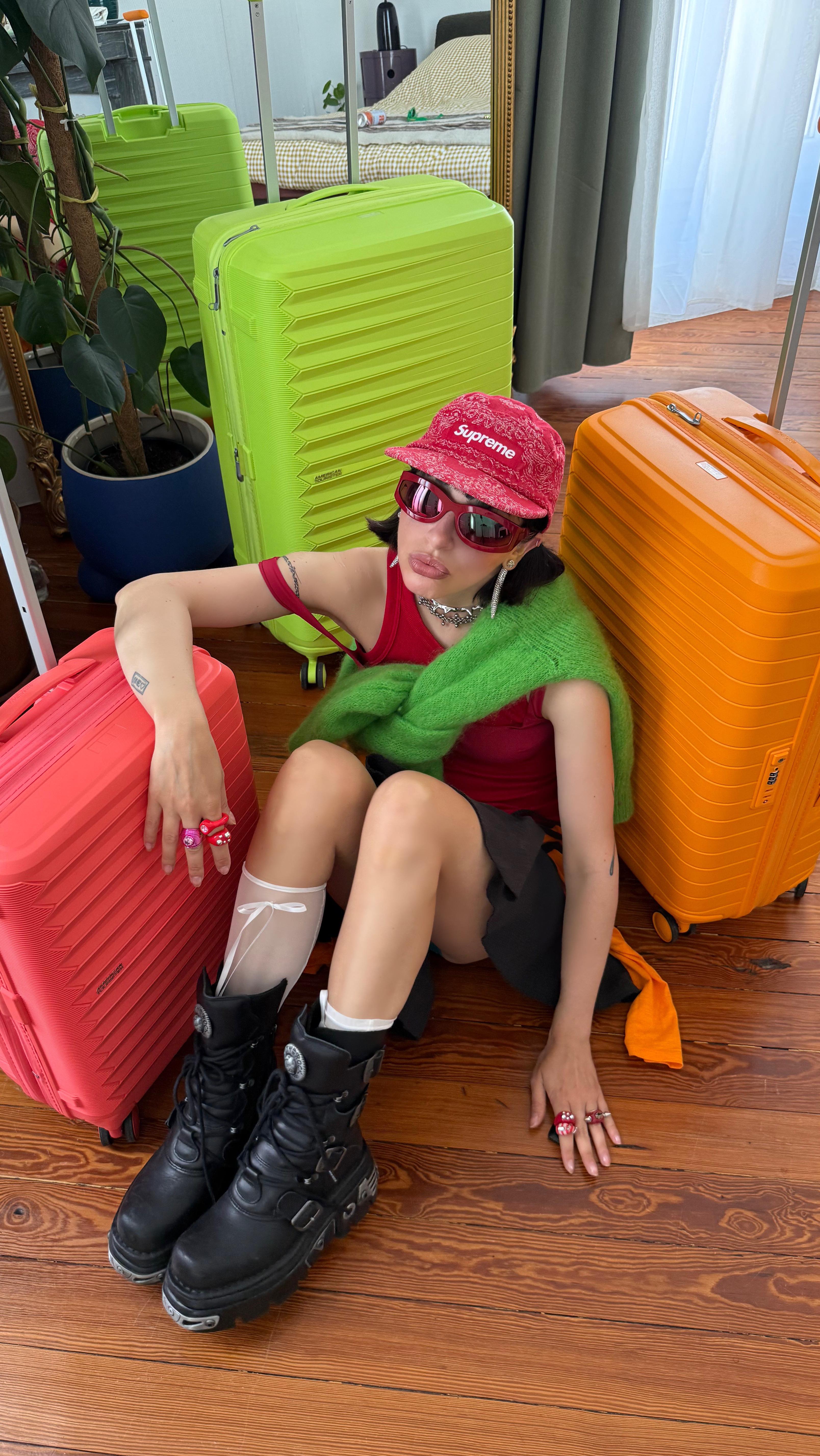 Instagram post by @barbaramalewicz for American Tourister. Caption reads: [...] top.
Red one? You already know....