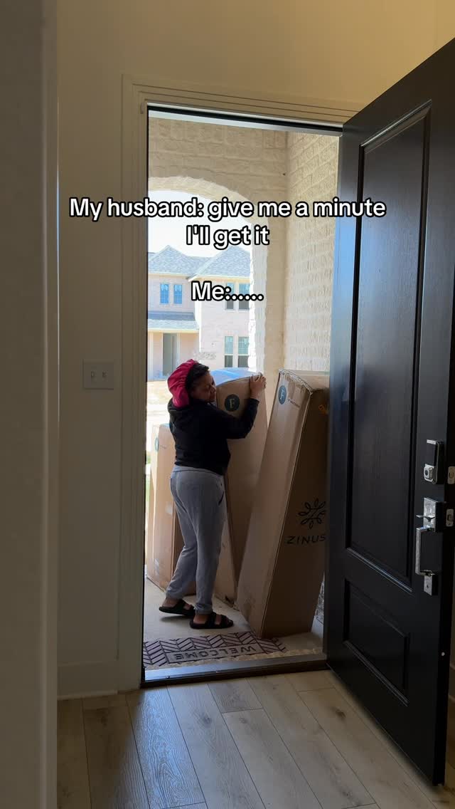 Instagram post by @keepingitkilpatrick for Zinus. Caption reads: Nevermind I got it 😩 #keepingitkilpatrick....