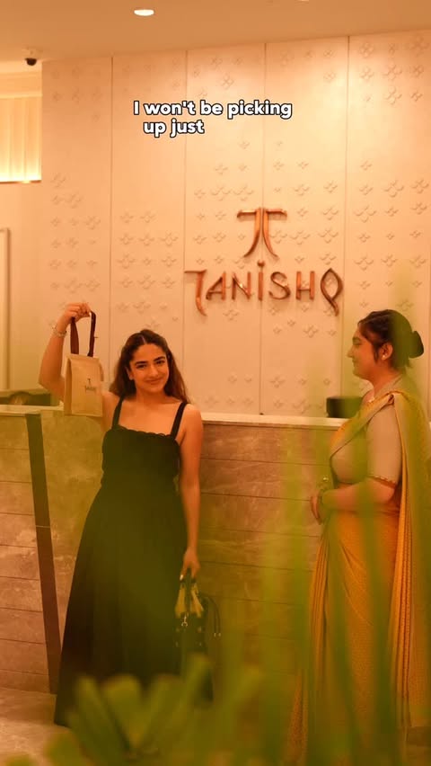 Instagram post by @uurrjjaa for Tanishq. Caption reads: [...] My anxiety disappeared at the Tanishq....